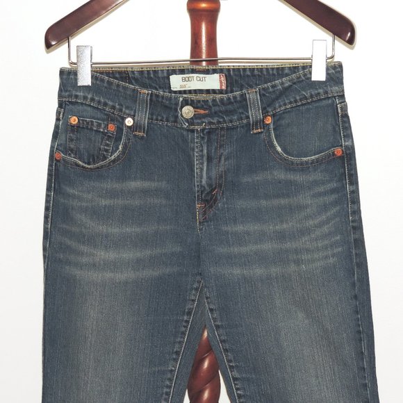 Levi's 515 Boot Cut distressed denim jeans - Picture 3 of 9